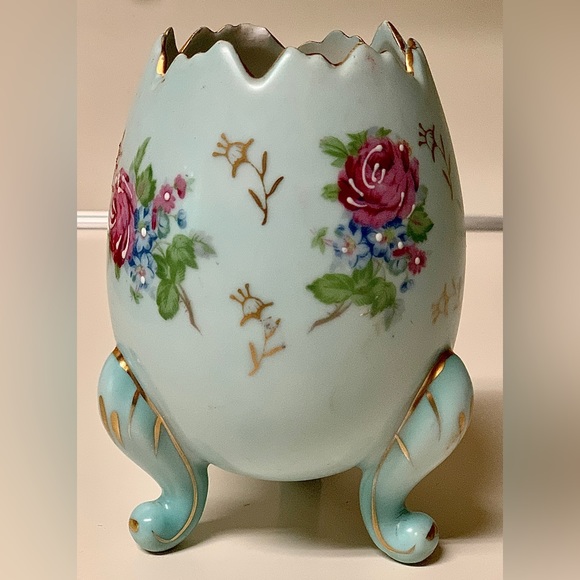 Vintage 1950s Napcoware Gold Trim Rose Design 3 Footed Ceramic Egg Vase - Picture 13 of 16